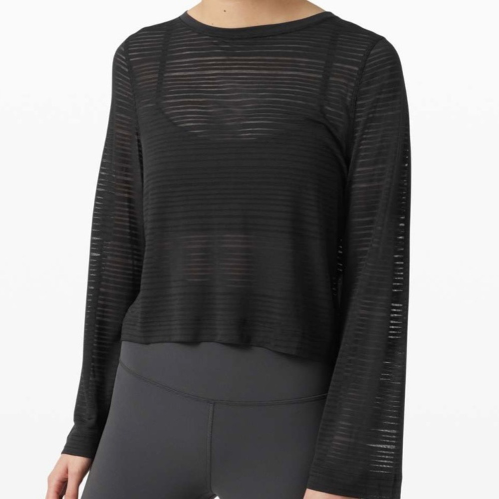 Lululemon Clear and Present Long Sleeve